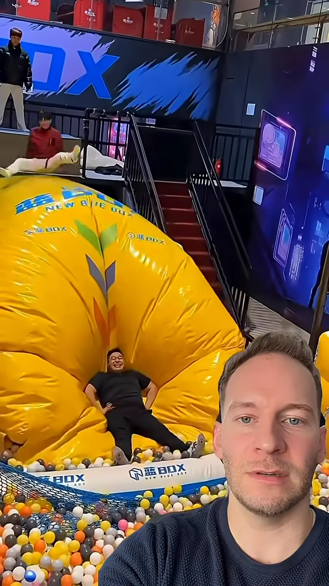 Ab ins Bakterien 🦠 Bällebad 😂