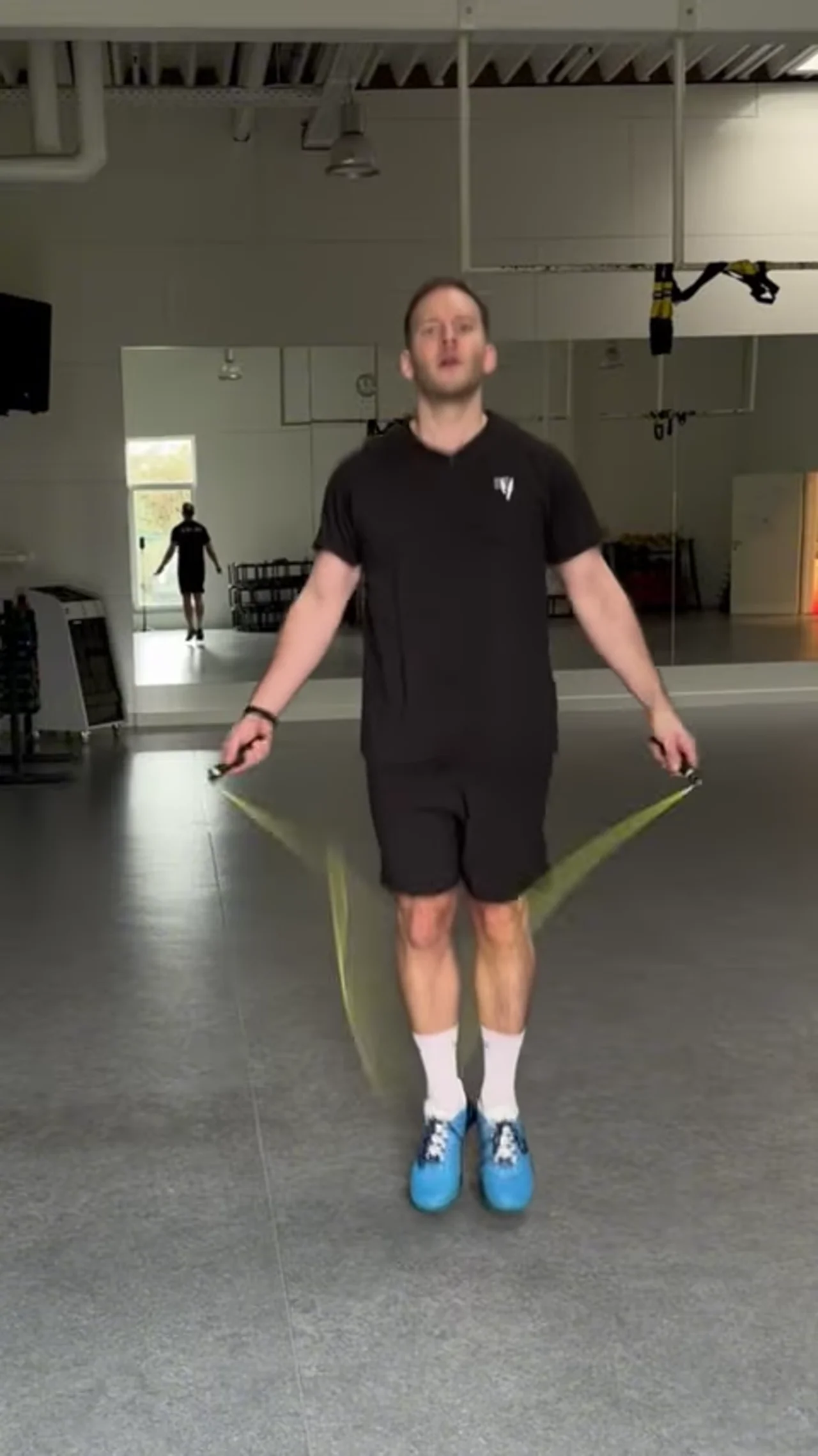 Protein Panda lernt wieder Double Unders - AUA!