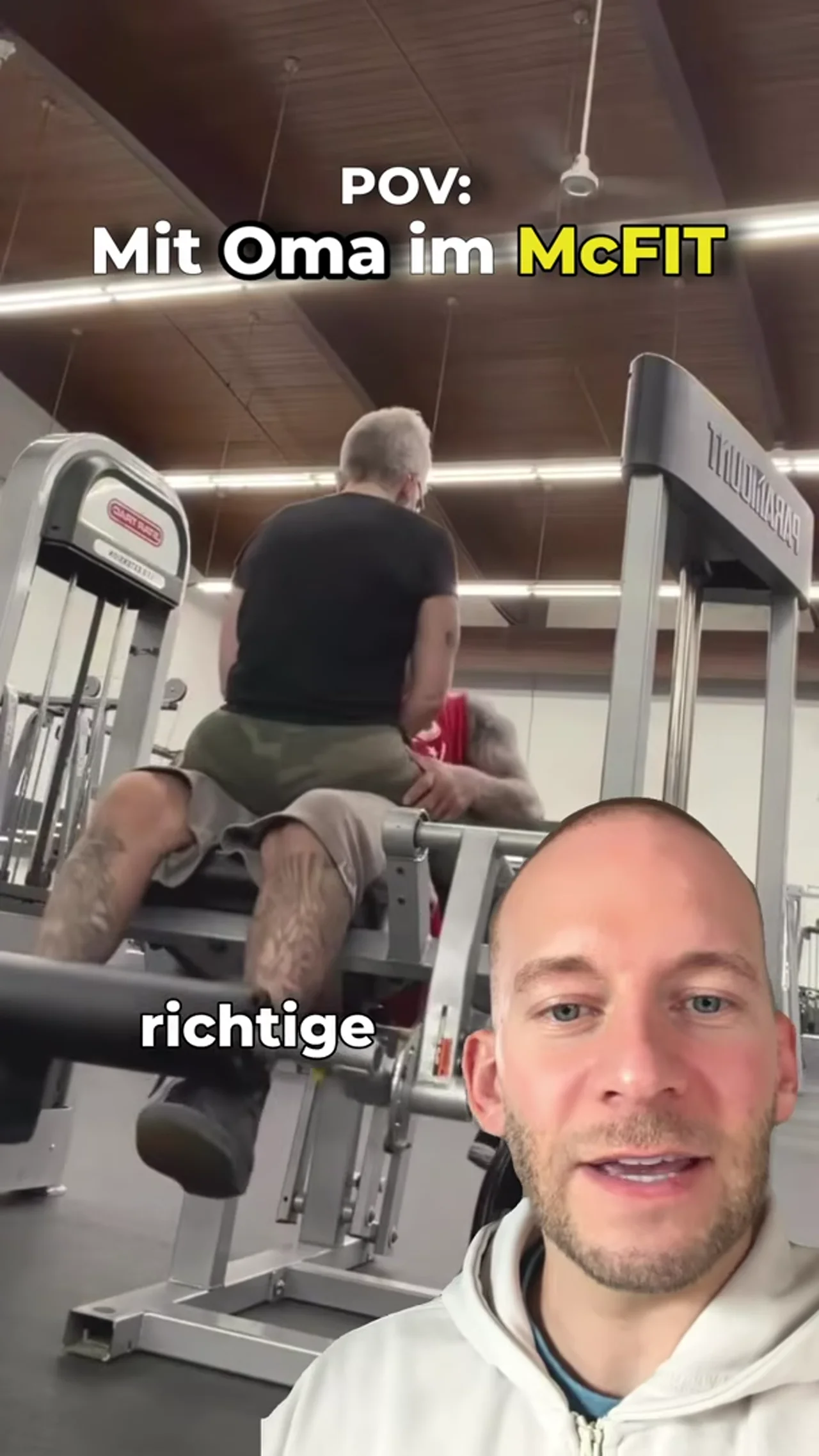Mit Oma im McFIT 😂 #fitness  #lustig